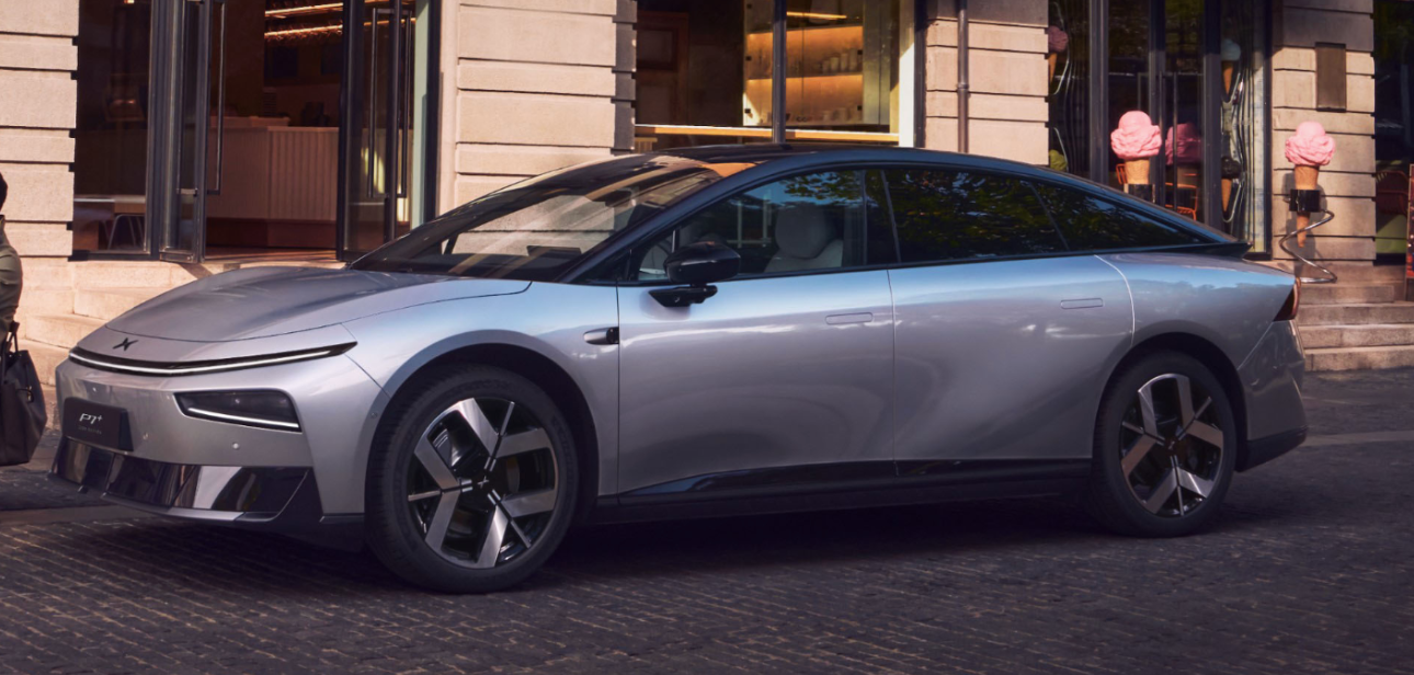 XPeng P7+ (Plus) รีวิวครบ ดีไซน์ สเปก เทคโนโลยีช่วยขับ แบตเตอรี่ และความคุ้มค่า